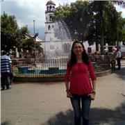 Profesora enseña naturales de una manera divertida